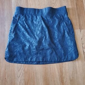 Orvis Women’s Blue Patterned A-Line Skort, Size Medium